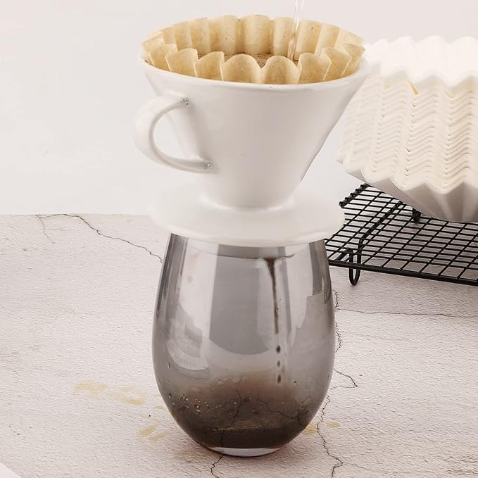 EUSOAR 1-4 Cup Disposable Coffee Filters, Pack of 200 Paper Basket Style Filter, Natural Brown Unbleached, for Home Commercial Coffee Dripper, for Single Pour Over and Drip Coffee Makers